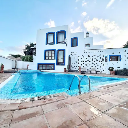 Διαμέρισμα With Breakfast Included, Balcony, Wifi, Pool In Yaiza *