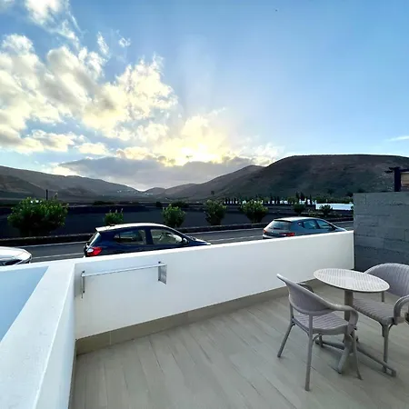 With Breakfast Included, Balcony, Wifi, Pool In Yaiza Διαμέρισμα
