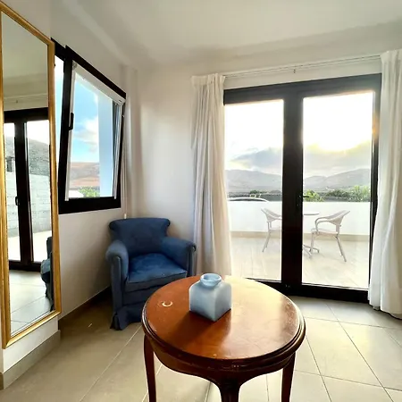 With Breakfast Included, Balcony, Wifi, Pool In Yaiza Yaiza (Lanzarote)
